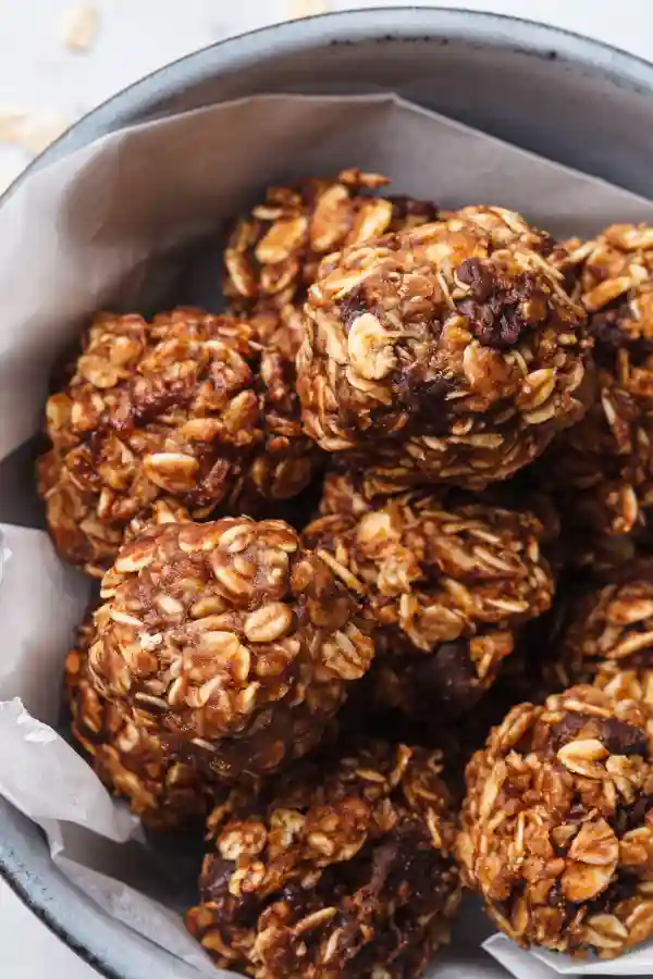 Chocolate Peanut Butter Energy Bites